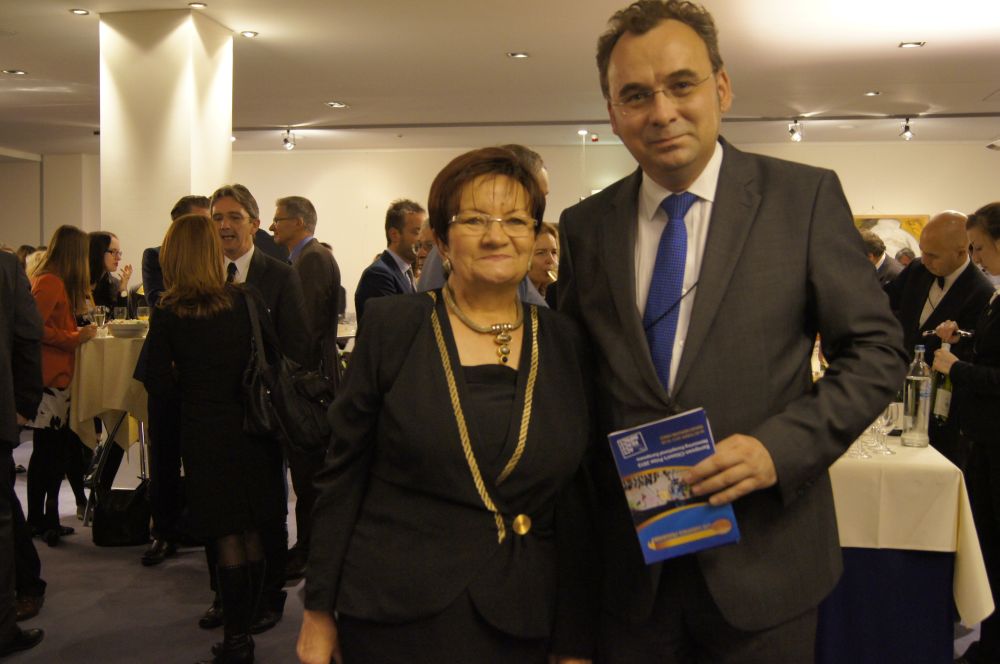 Alicja Kobus z Europosłem Filipem Kaczmarkiem