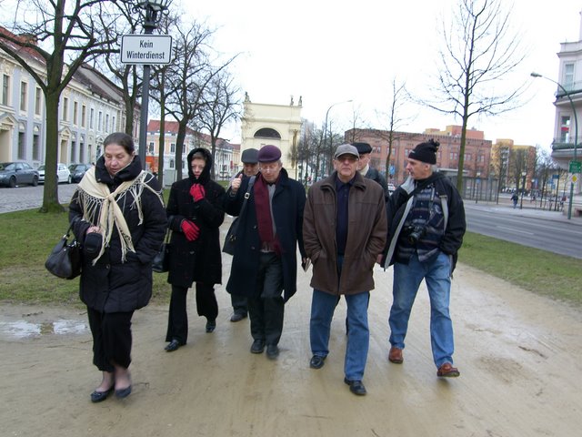 mimo okropnego zimna ochoczo ruszamy na spotkanie z królewskimi ogrodami