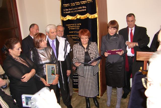 druga od lewej - Pani Ilona Dvorak-Cousin/Tow.Izrael-Polska/